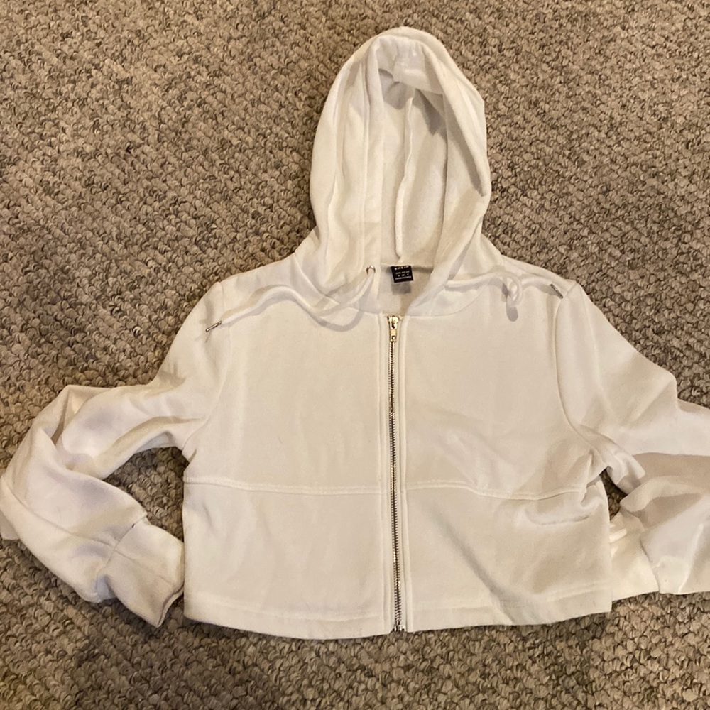 Cropped white hoodie